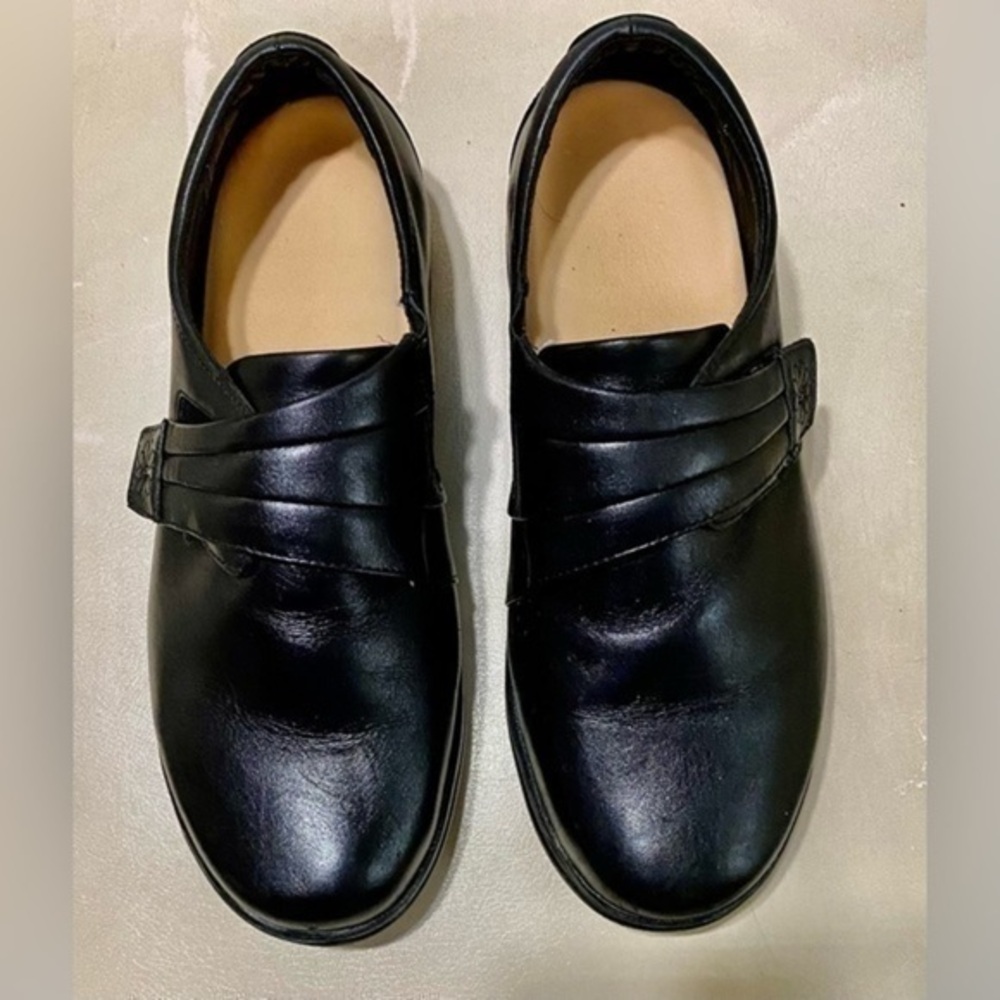 APEX A3830W LADIES BLACK LOAFERS SUZE 8.5W